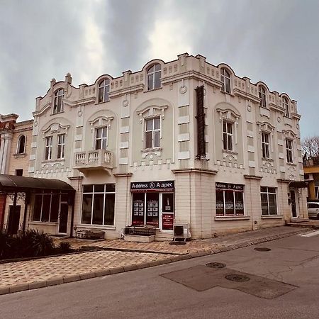 Hotel Central بالشيك المظهر الخارجي الصورة