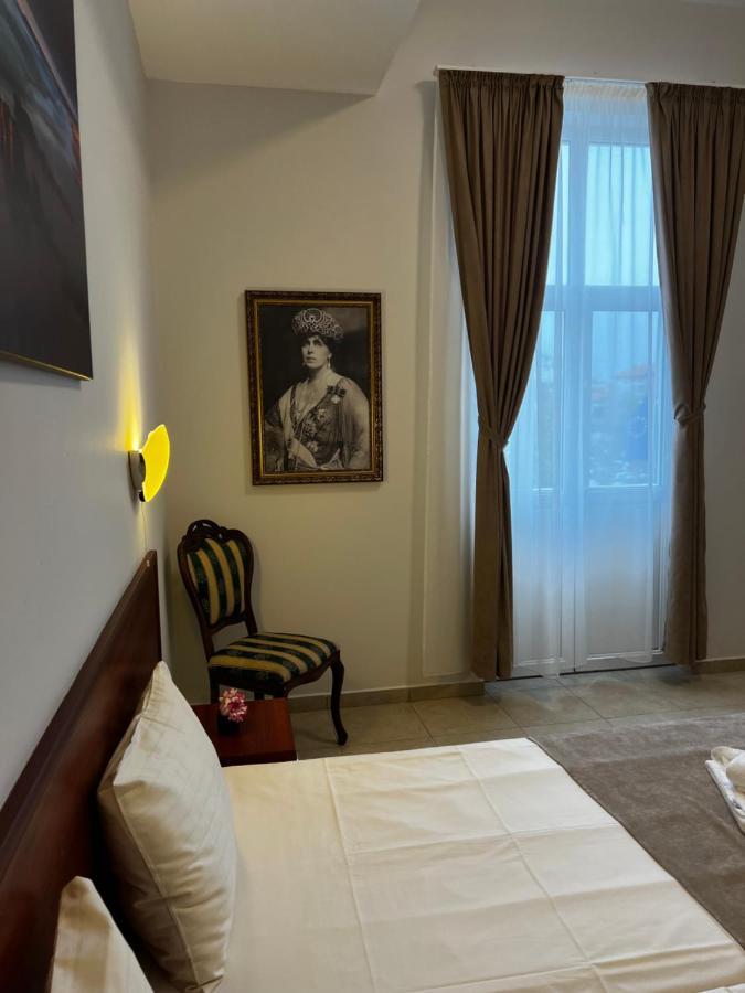 Hotel Central بالشيك المظهر الخارجي الصورة